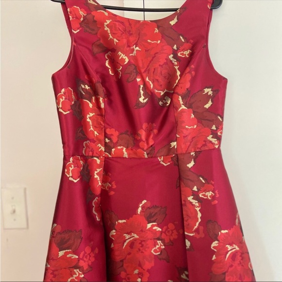 Nicole Miller Red and gold floral dress with pockets - Picture 2 of 3